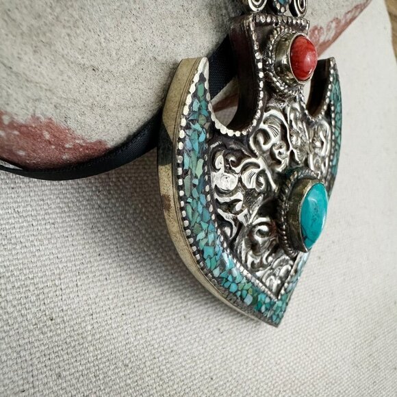 Vintage Turquoise Inlaid Necklace Pendant‎ Coral Big Southwestern - Picture 7 of 10